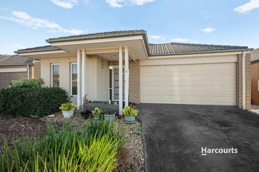 11 Bailey Pl, Pakenham, VIC 3810