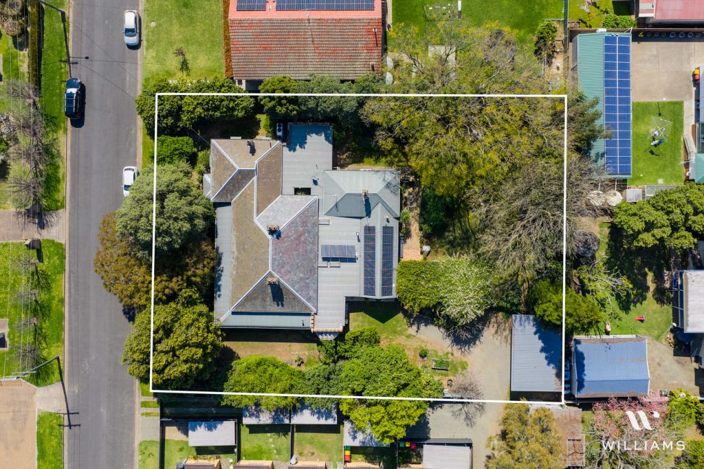 30 Bishopgate St, Singleton, NSW 2330
