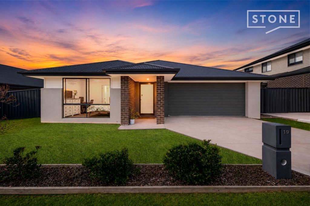 19 Pikewood Rd, Heddon Greta, NSW 2321