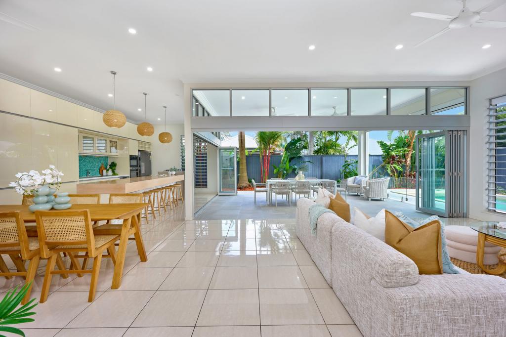 24 CATAMARAN CCT, TRINITY BEACH, QLD 4879
