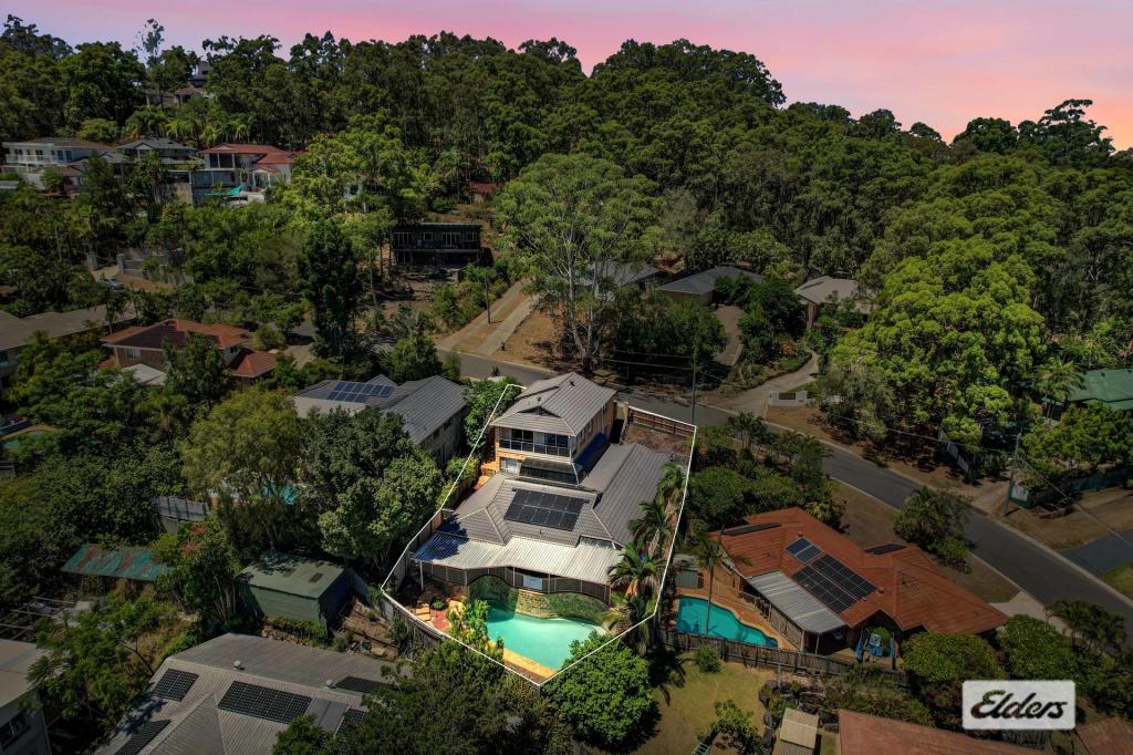 8 Innes Cres, Cornubia, QLD 4130