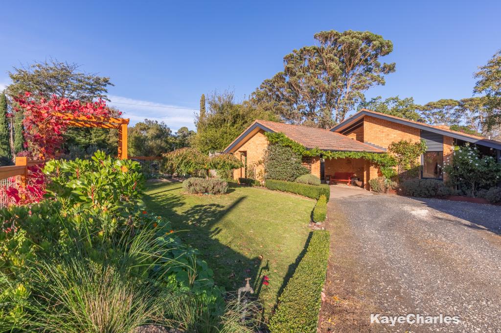 2 Young St, Beaconsfield Upper, VIC 3808