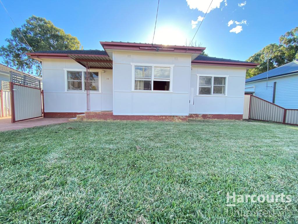 38 William St, Blacktown, NSW 2148