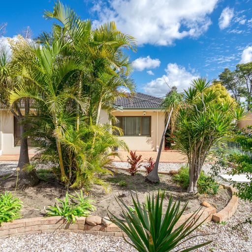 25 Valentine Rd, Kelmscott, WA 6111