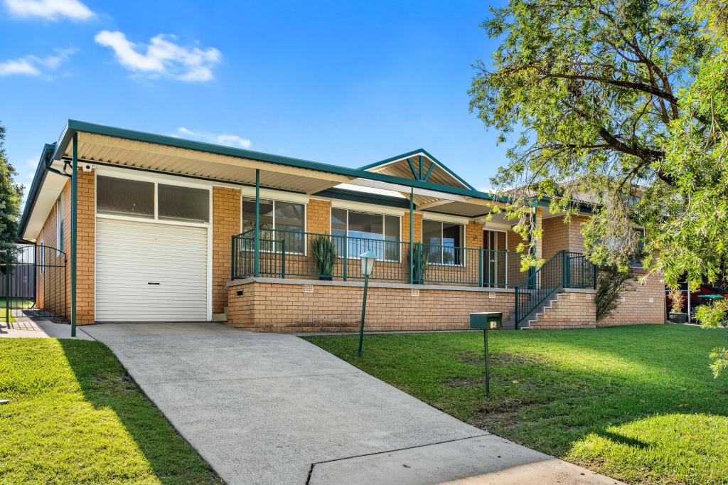 12 Gladswood Ave, South Penrith, NSW 2750