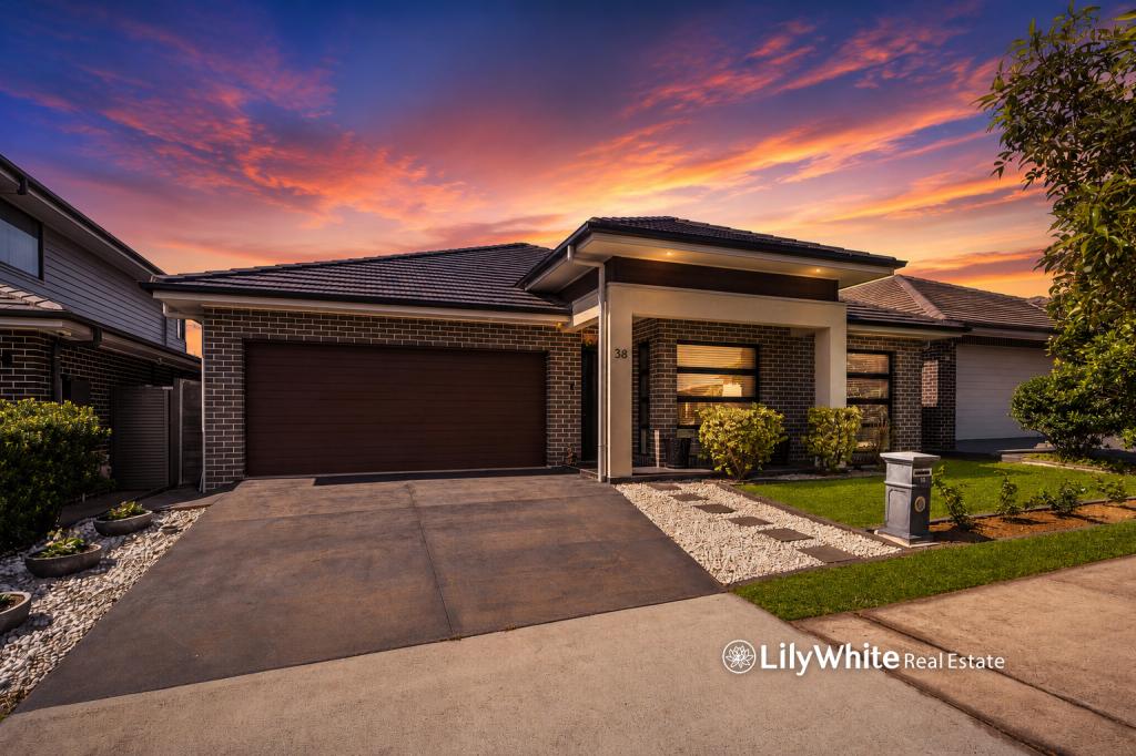 38 Steward Dr, Oran Park, NSW 2570