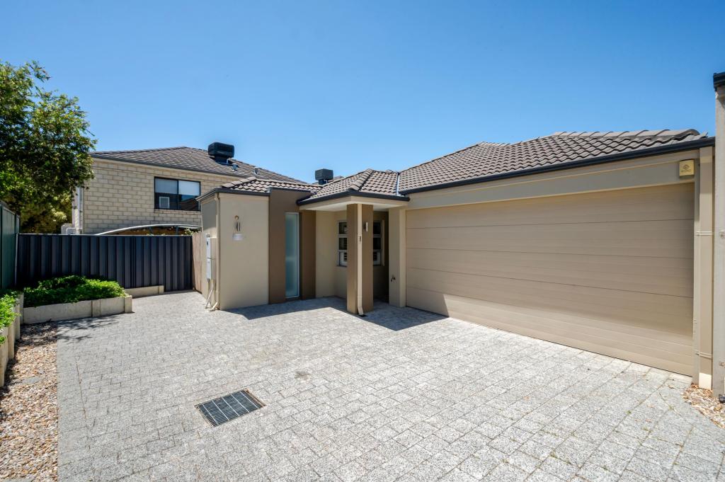 32C ORCHID ST, JOONDANNA, WA 6060