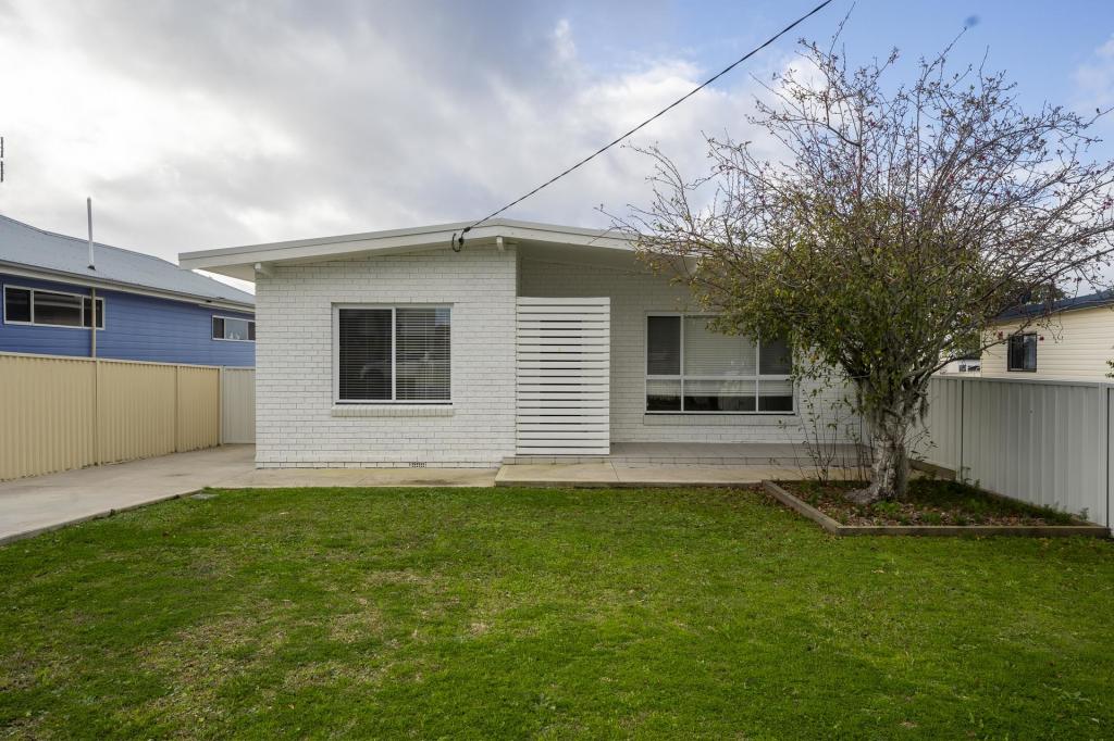 18 Alice Pde, Toukley, NSW 2263