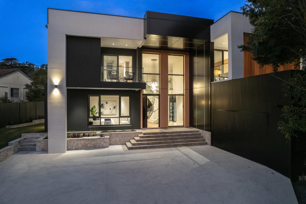 6 BENNETT PL, CASTLE HILL, NSW 2154