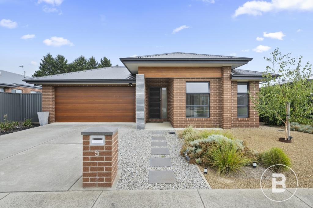 5 Flewin Ave, Miners Rest, VIC 3352