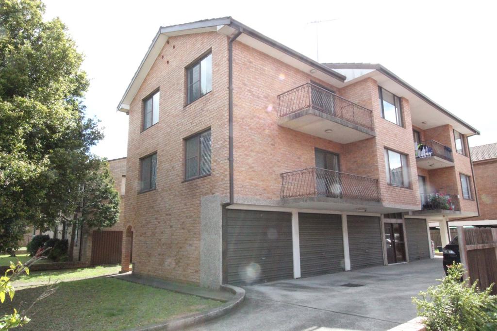 2/65 Memorial Ave, Liverpool, NSW 2170