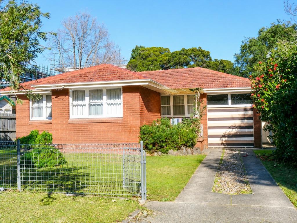 5 Flint St, Ingleburn, NSW 2565