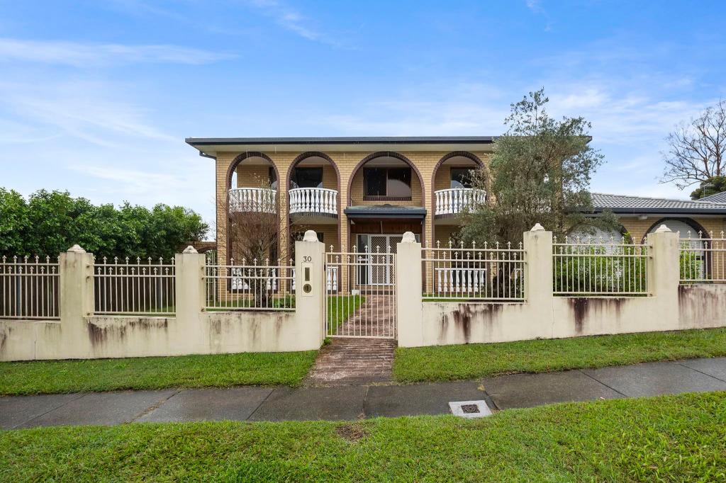 30 Tristan St, Carindale, QLD 4152