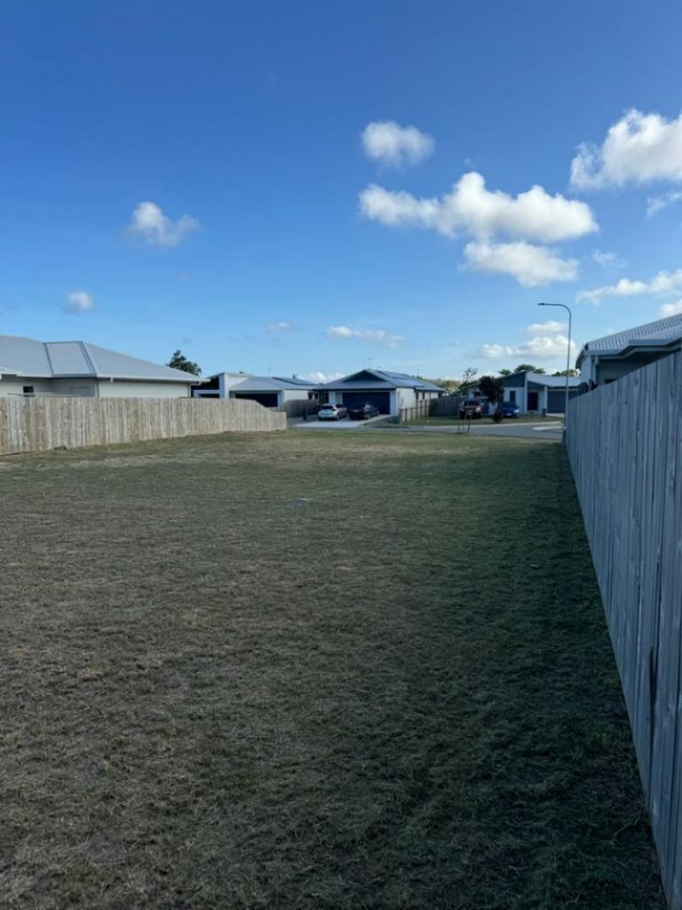 8 ULTIMO CT, BEACONSFIELD, QLD 4740