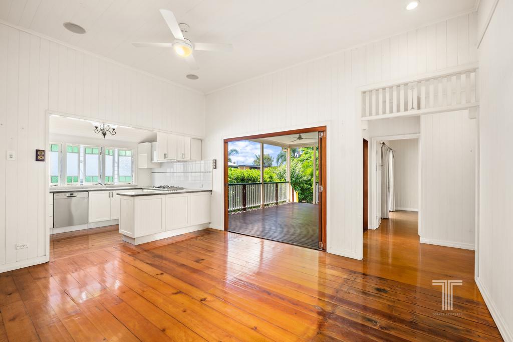 10 Ernest St, Greenslopes, QLD 4120