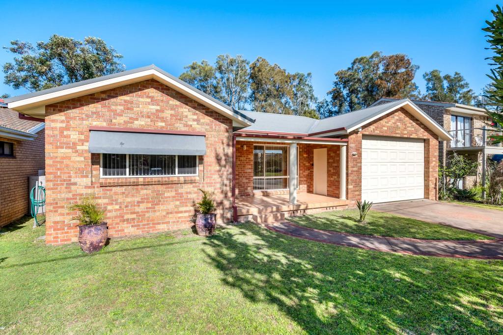 9 Albatross Ave, Hawks Nest, NSW 2324