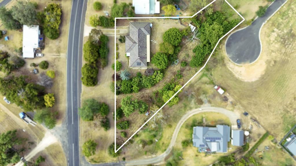 4 Thunderbolts Way, Uralla, NSW 2358