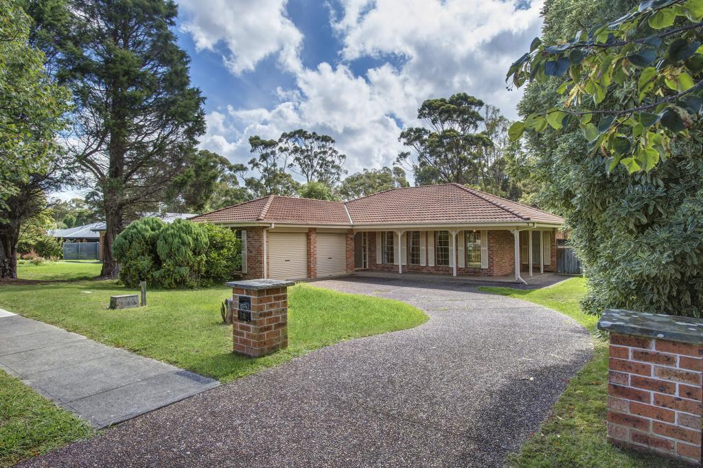 14 LINDEN WAY, BOWRAL, NSW 2576