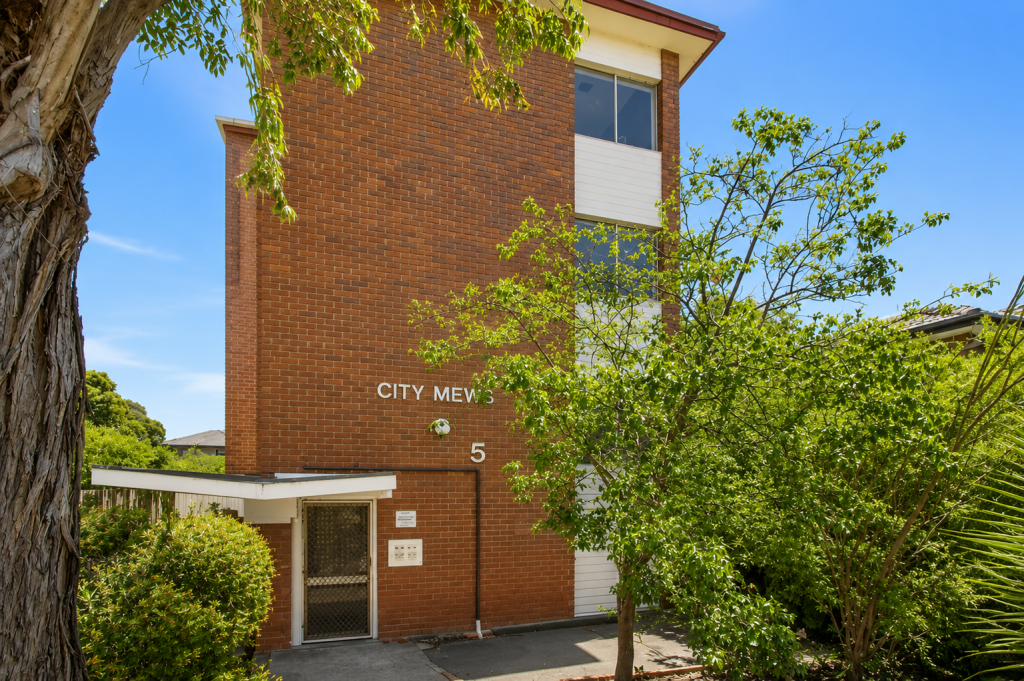14/5 Cooma St, Preston, VIC 3072
