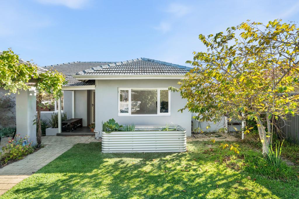 22 Arlunya Ave, Belmont, WA 6104