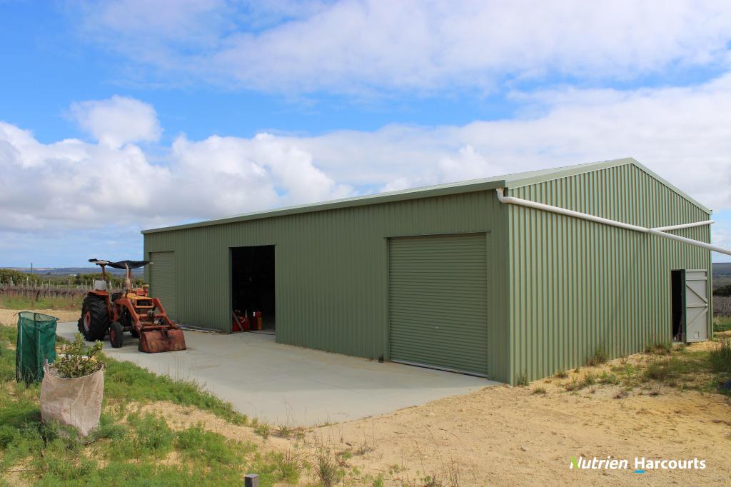 85 Caladenia Road Wanerie, Gingin, WA 6503