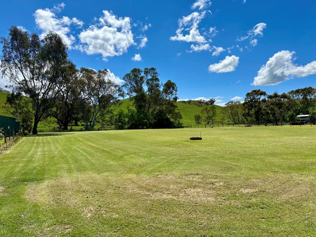 7 Kitchen St, Maindample, VIC 3723