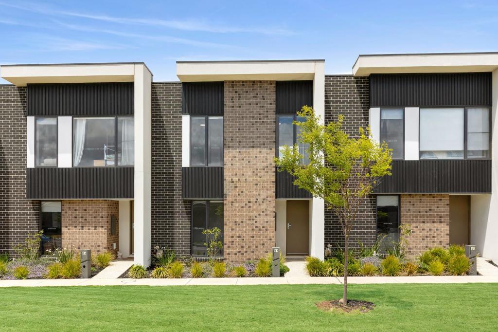 62 CORIDALE BVD, LARA, VIC 3212