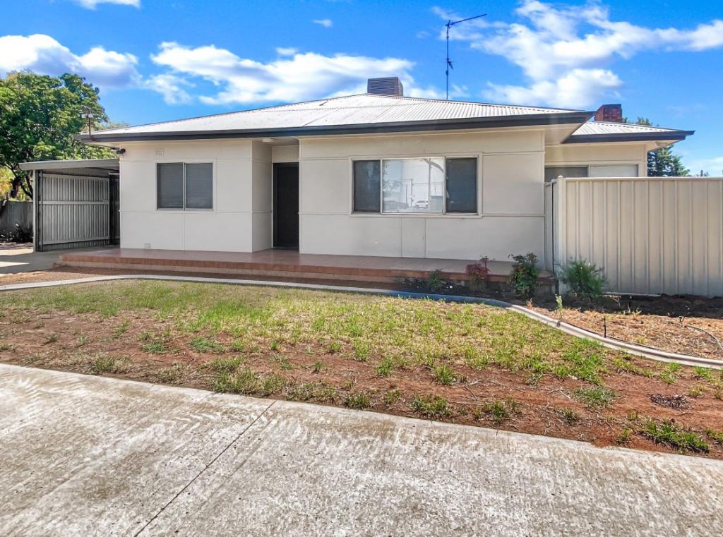 5a Cherry Ave, Leeton, NSW 2705