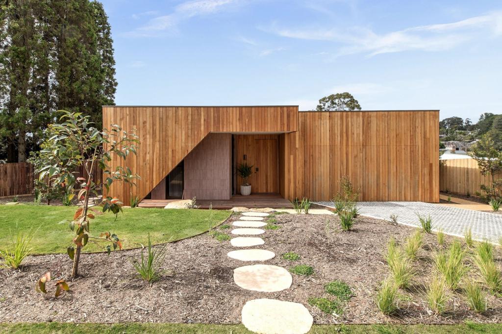 7 Dendron Pl, Mount Eliza, VIC 3930