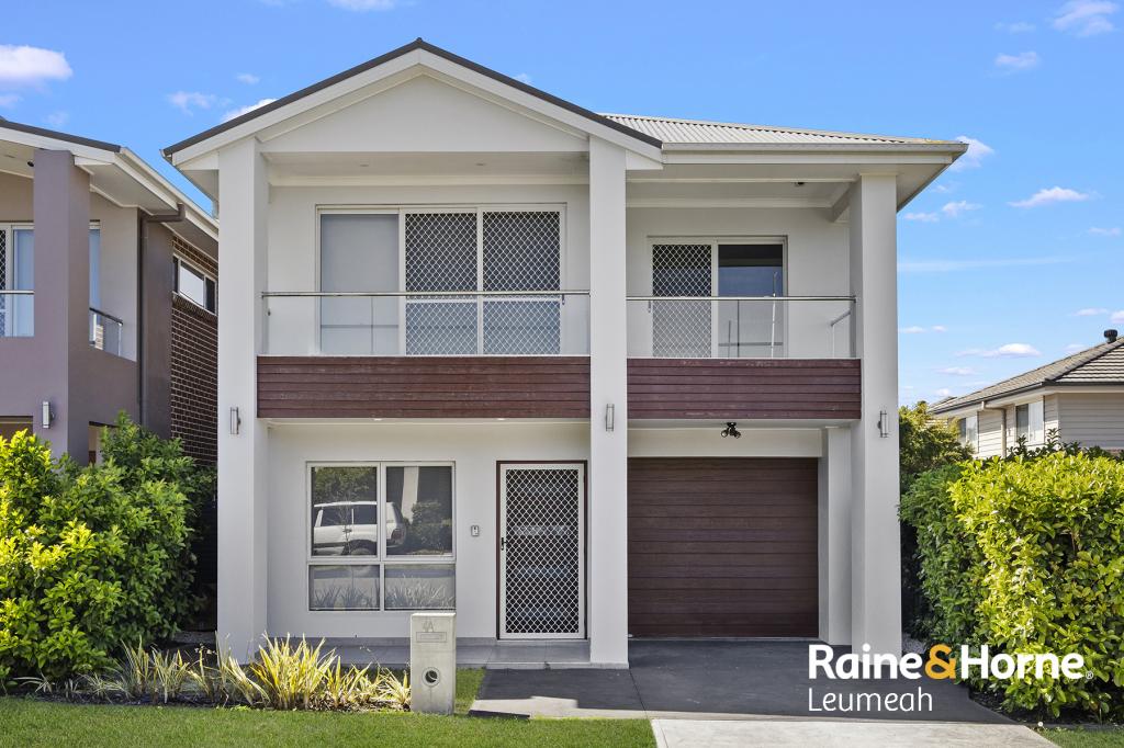 4A WILLMINGTON LOOP, ORAN PARK, NSW 2570
