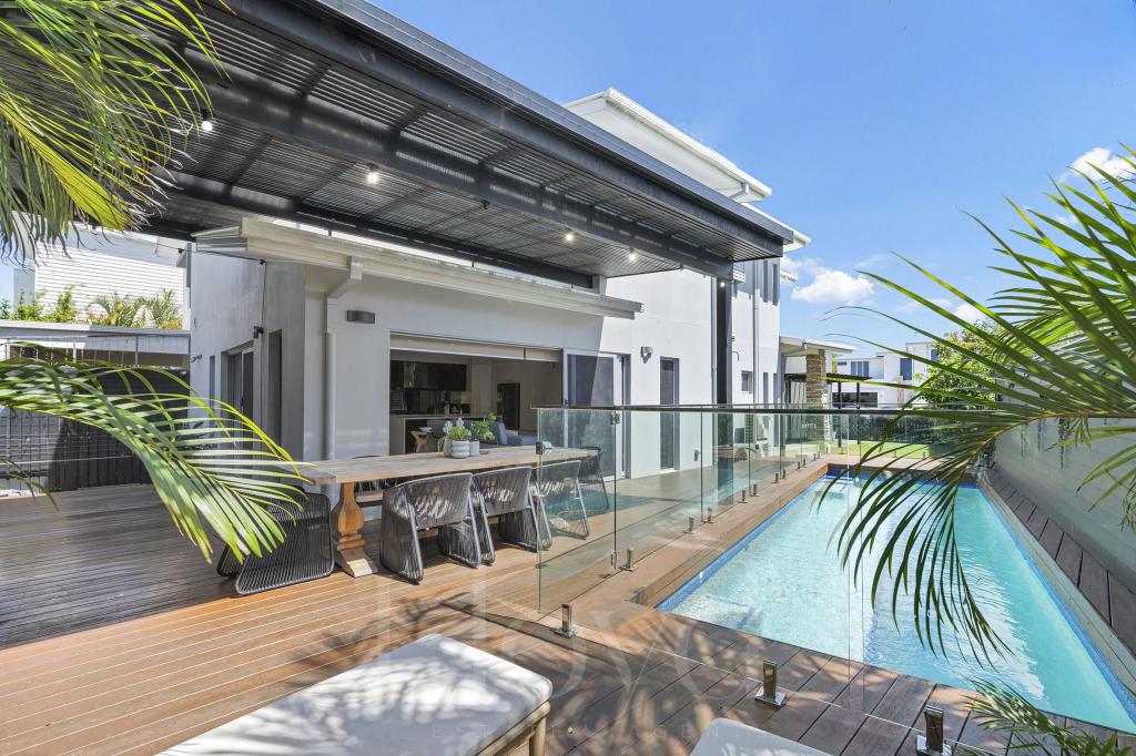 1/43 Avanti St, Mermaid Waters, QLD 4218