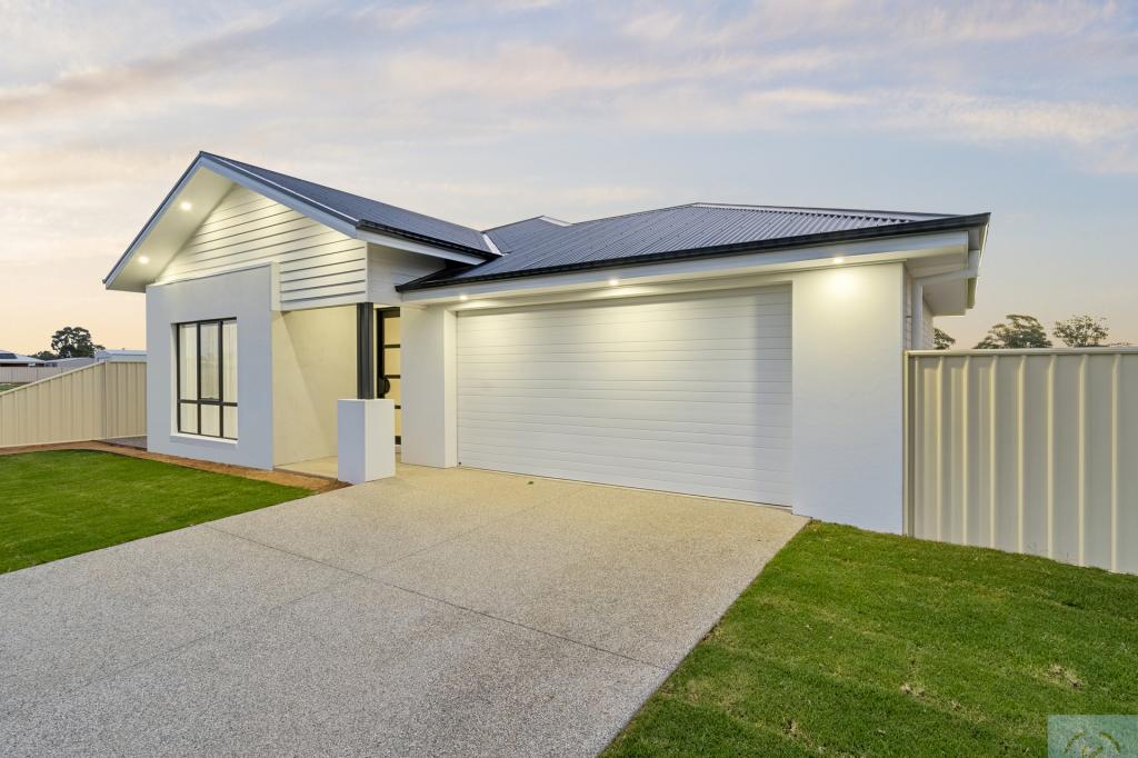 21 Allan St, Tocumwal, NSW 2714