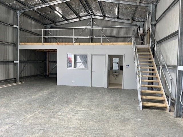 Warehouse 1 & 3/3/25 Thomson St, Churchill, VIC 3842