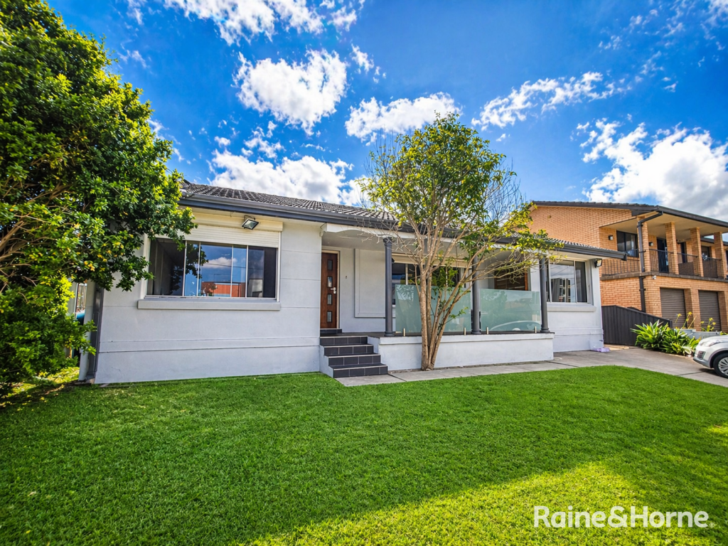 3 SHANNON AVE, MERRYLANDS, NSW 2160