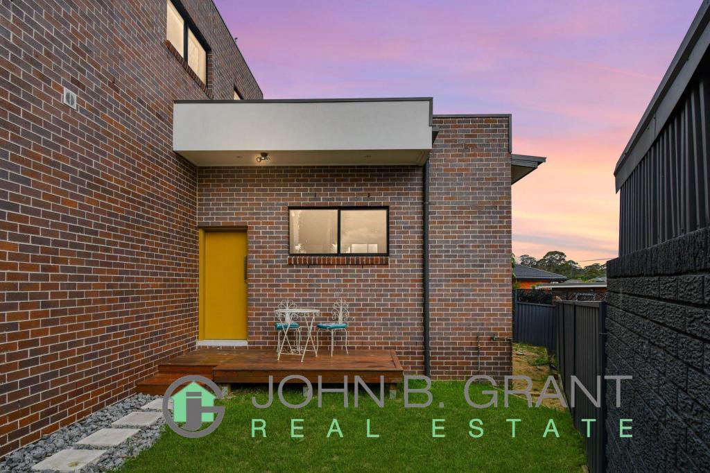 11a Josephine Cres, Georges Hall, NSW 2198