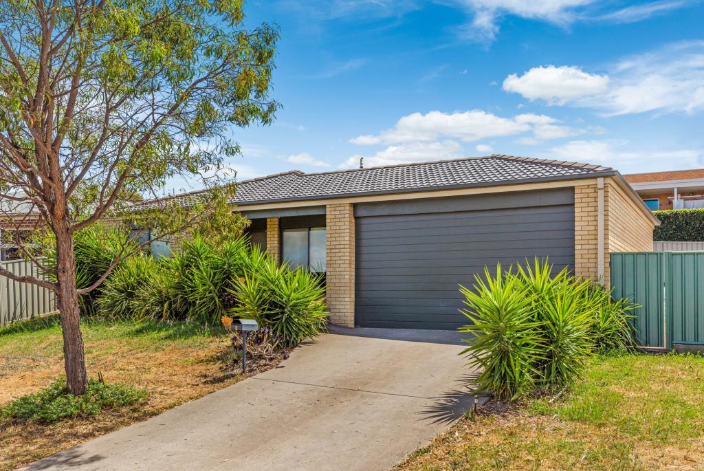 4 Trickett Ct, Kangaroo Flat, VIC 3555