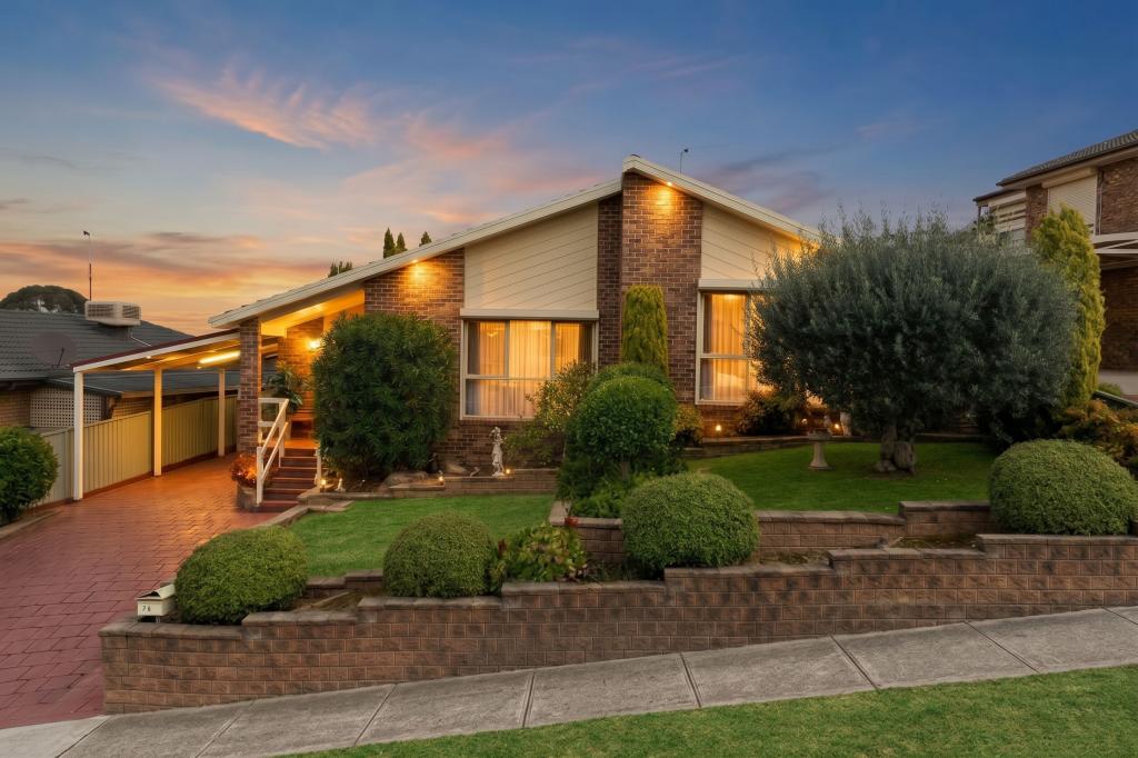 18 John Edgcumbe Way, Endeavour Hills, VIC 3802