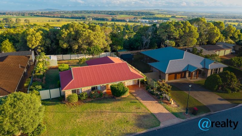 35 Cowie Dr, Kingaroy, QLD 4610