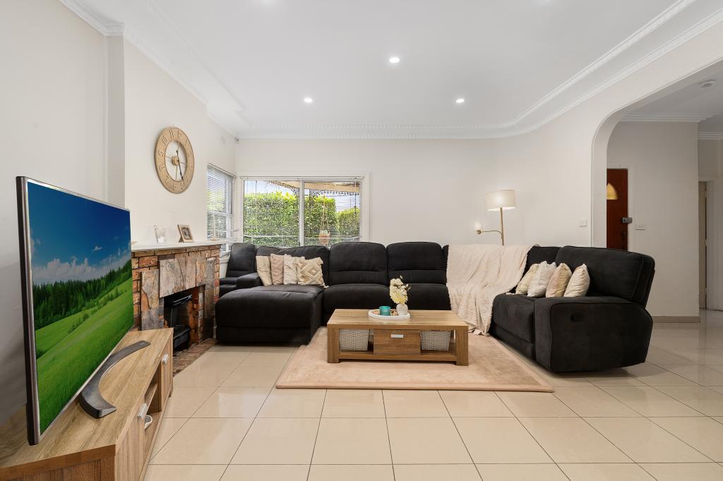 6 Eddystone Rd, Bexley, NSW 2207