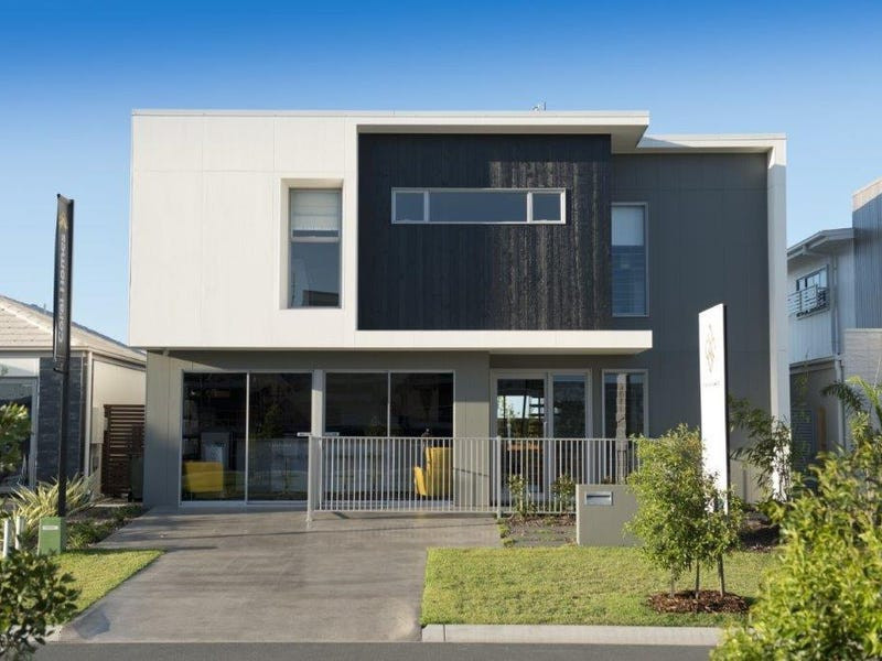 32 Lighthouse Cct, Birtinya, QLD 4575