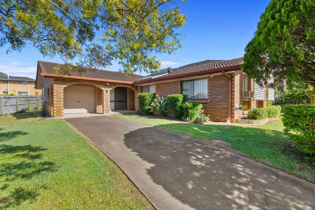 4 Moraunt St, Carindale, QLD 4152