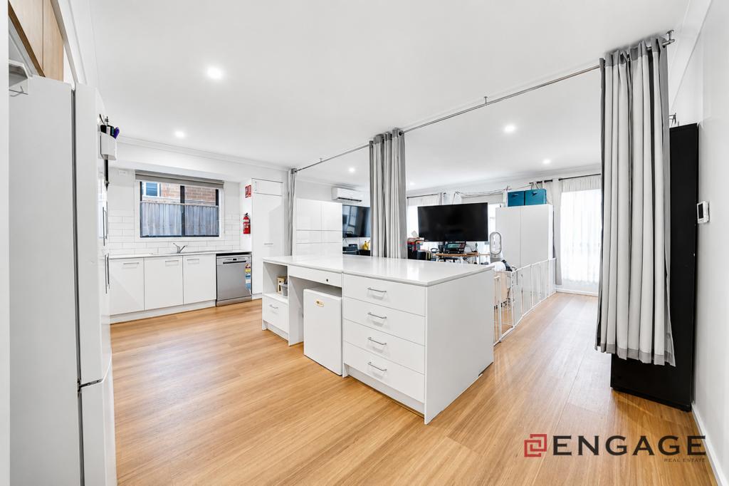 6 Texel Rd, Mambourin, VIC 3024