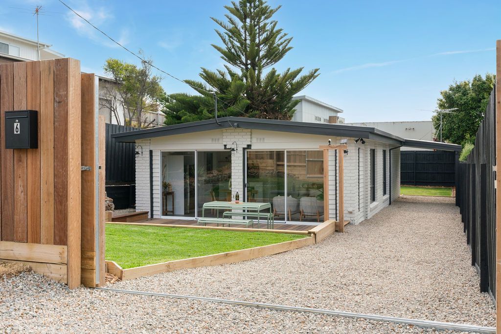6 Fifth Ave, Rosebud, VIC 3939