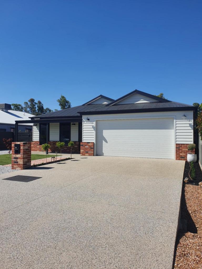 14 Clarke St, Bundalong, VIC 3730