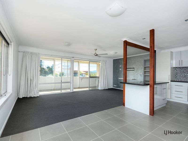 4/2 Twenty Sixth Ave, Palm Beach, QLD 4221