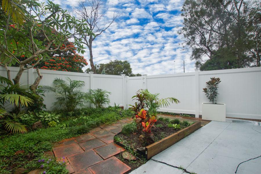 2/1 First Ave, Sawtell, NSW 2452
