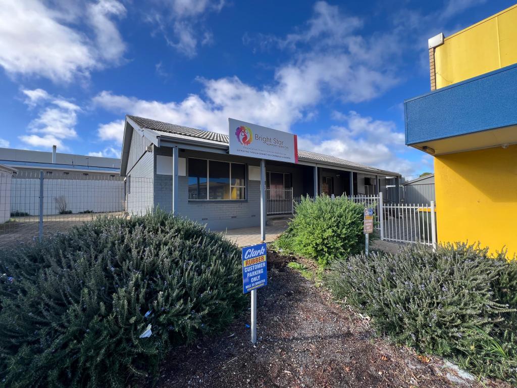 30b Beach Rd, Christies Beach, SA 5165