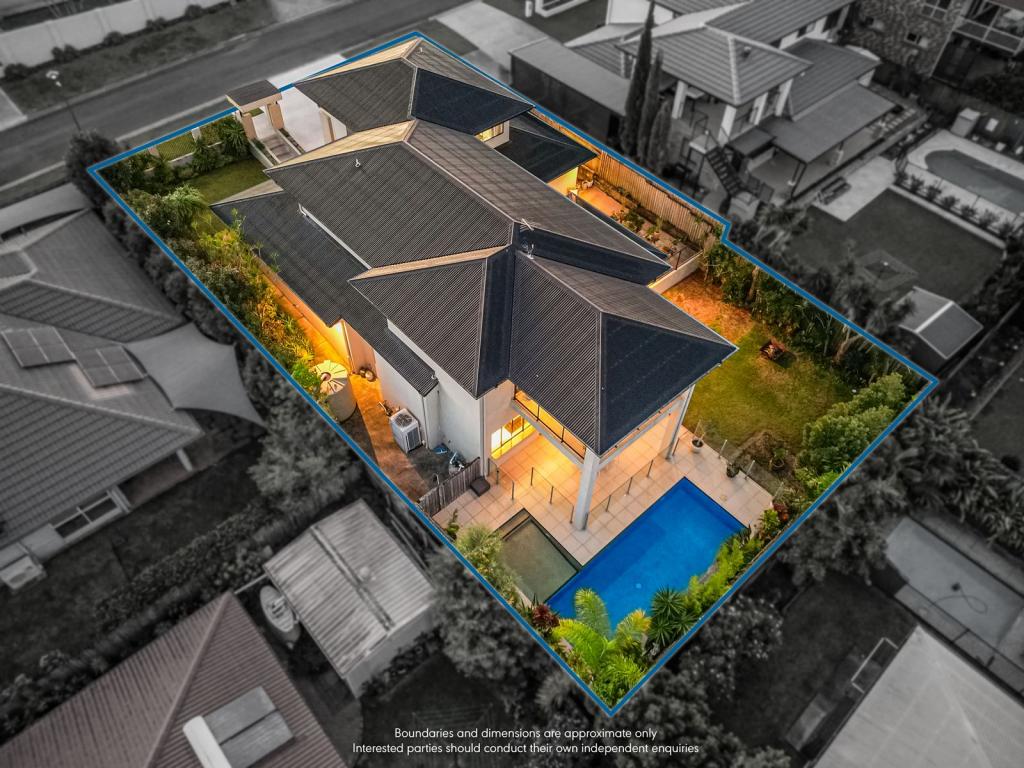 2 Bribie Cl, Redland Bay, QLD 4165
