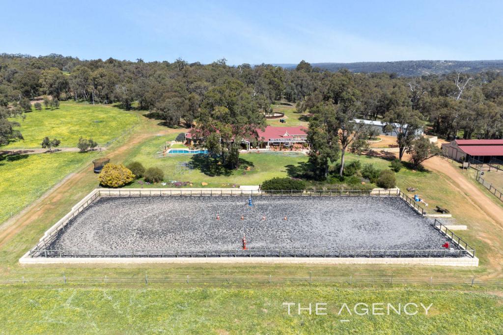 421 Berry Rd, Gidgegannup, WA 6083