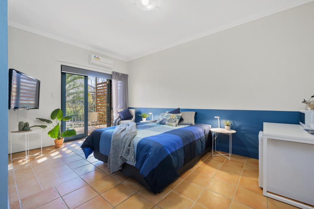 220/200 West Coast Hwy, Scarborough, WA 6019